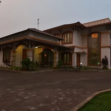 Kebagusan Indah Guest House-2