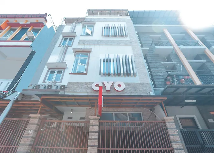 Oyo 150 Harmoni Residence Jakarta